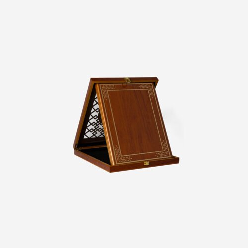 Retablo con estuche en madera